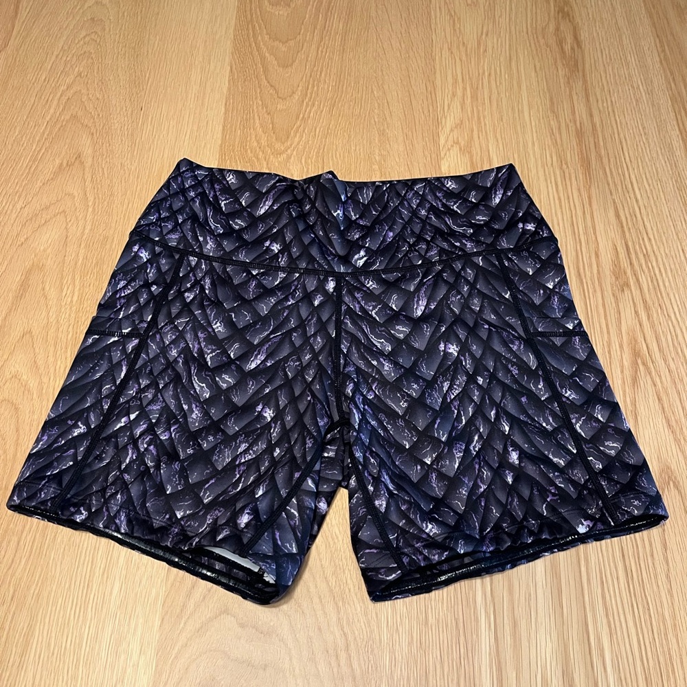 Constantly Varied Gear Black and Purple Dusk Dragon Scale  Shorts Medium